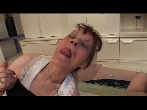 ❤️ Екі әже мен бір атаның үшеуі бар Сандық видео  kk.com-porn-zog.ru